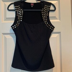 2b Bebe Black /Gold Studded Sleeveless Top sz S